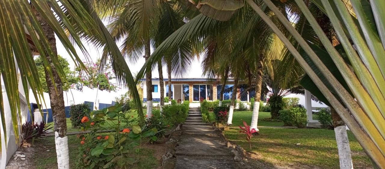 Residence Callens Kribi Exteriér fotografie